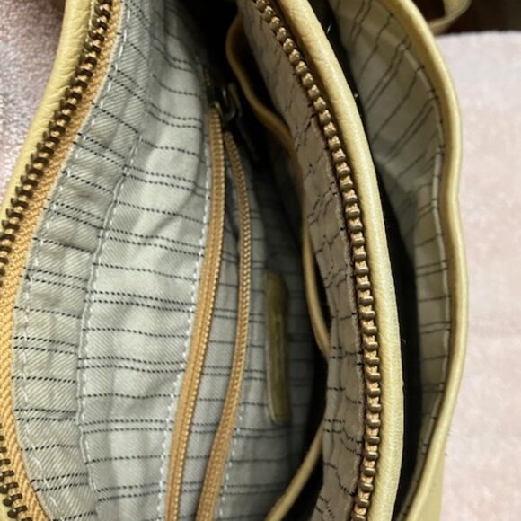 Nice Gently Used Frye Banana colored Handbag and matching wallet - Picture 5 of 15